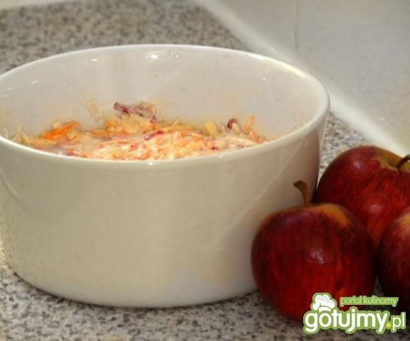 Surówka z rzodkiewką