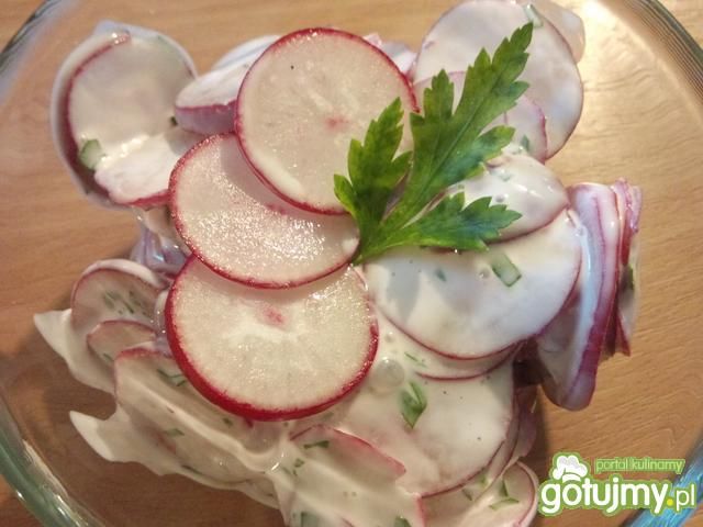 Surówka z rzodkiewki Surówka z rzodkiewki