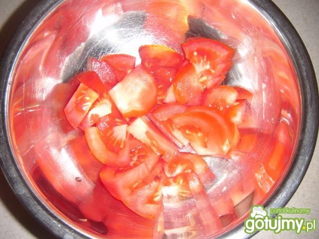 Surówka z sałaty i pomidorów 2