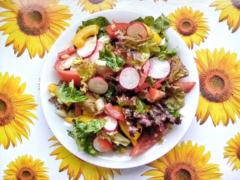 Surówka z sałaty rzymskiej  Surówka z sałaty rzymskiej