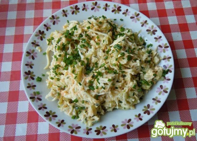 Surówka z selera, jabłka i szczypiorku Surówka z selera, jabłka i szczypiorku