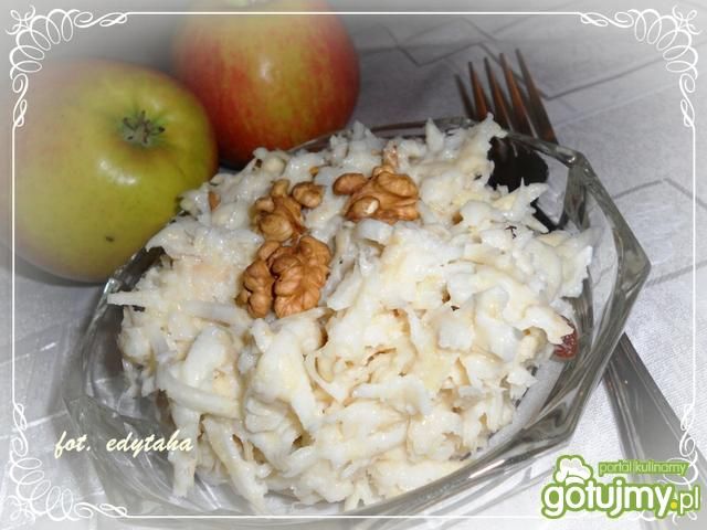 Surówka z selera na jogurcie Surówka z selera na jogurcie