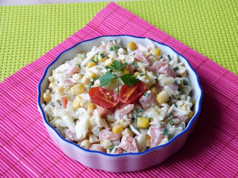 Surówka z selera  pomidorów Surówka z selera  pomidorów