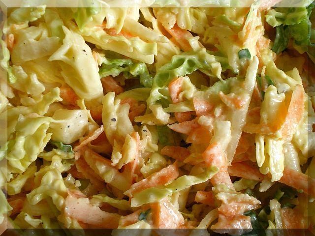 Surówka z włoskiej kapusty