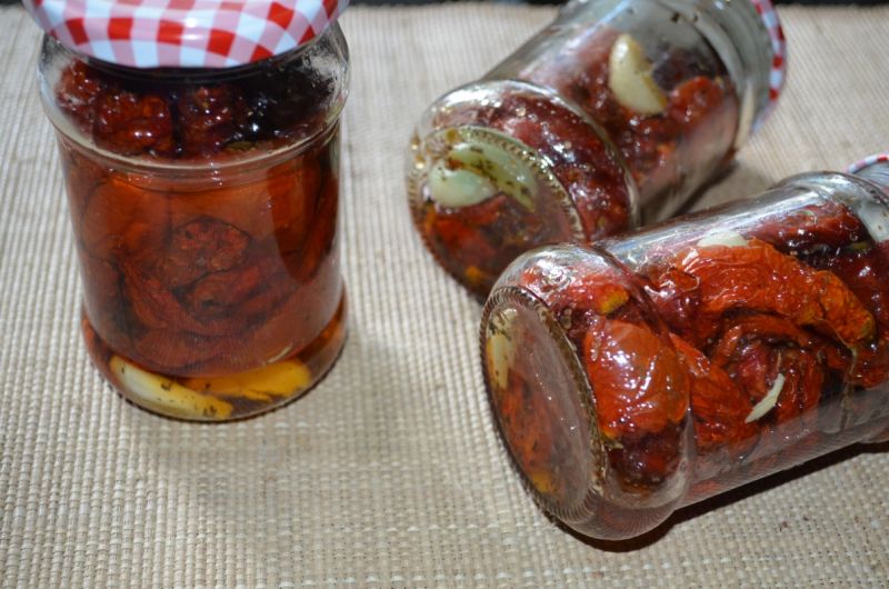 Suszone pomidory w oliwie