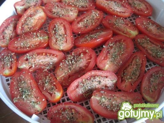 Suszone pomidory w zalewie oliwnej  Suszone pomidory w zalewie oliwnej