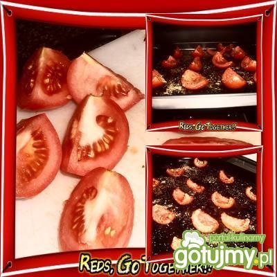 Suszone pomidory z serem i kaparami