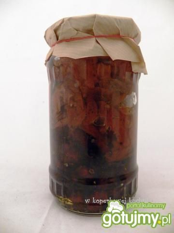 Suszone pomidory z żurawiną 