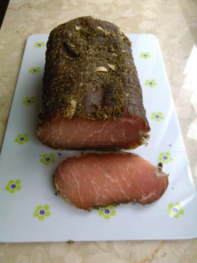 Suszony schab z pończochy Suszony schab z pończochy