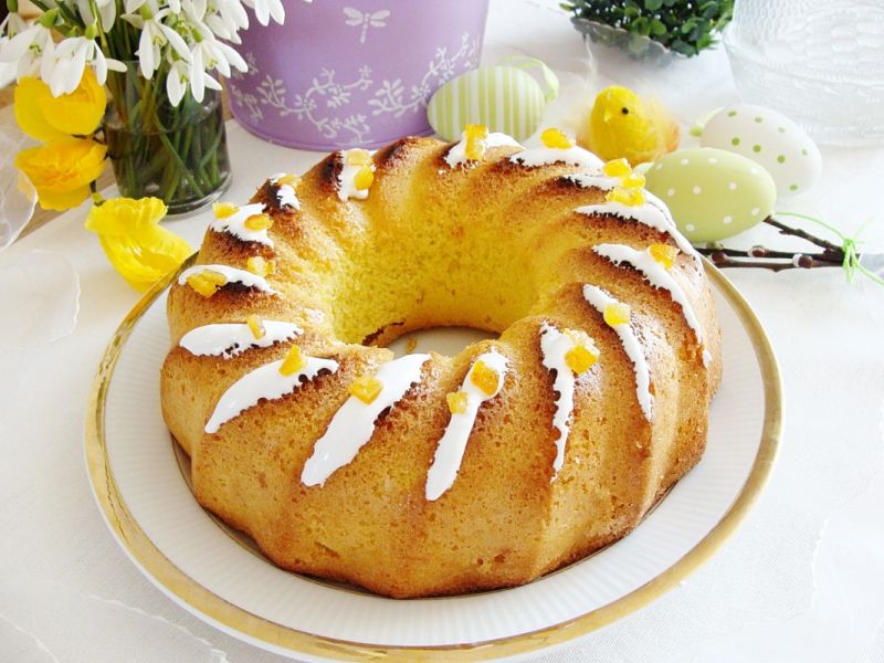 Świąteczna babka z kaszy manny