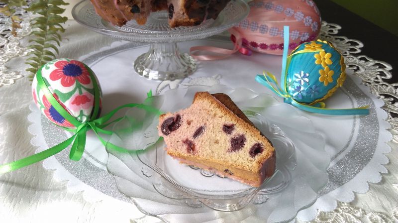 Świąteczna babka z wiśniami ( z soku) Świąteczna babka z wiśniami ( z soku)