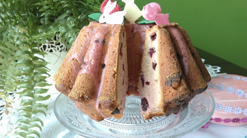 Świąteczna babka z wiśniami ( z soku) Świąteczna babka z wiśniami ( z soku)