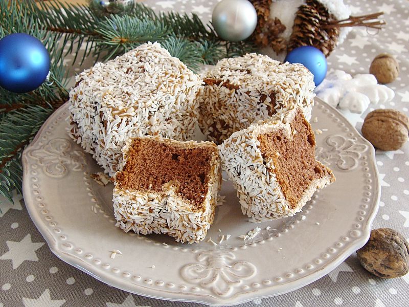 Świąteczna kostka piernikowa w polewie toffi