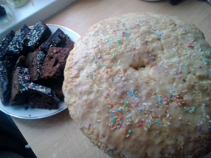 Świąteczna szarlotka z jabłkami  śliwką rodzynkami Świąteczna szarlotka z jabłkami  śliwką rodzynkami