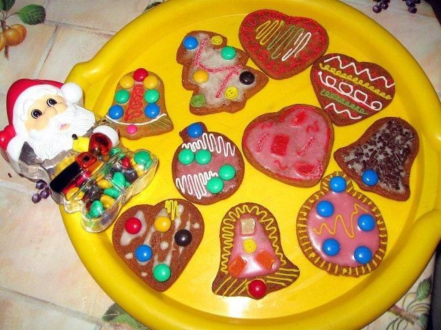 Świąteczne pierniczki Świąteczne pierniczki