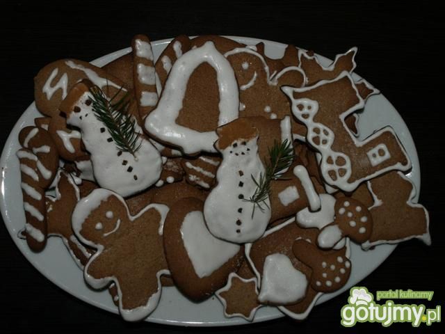 Świąteczne pierniczki Świąteczne pierniczki