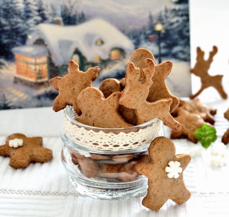 Świąteczne pierniczki drożdżowe