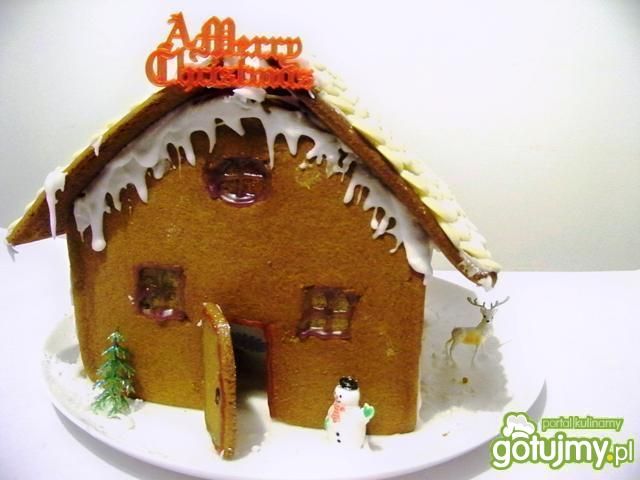 Świąteczny domek z piernika