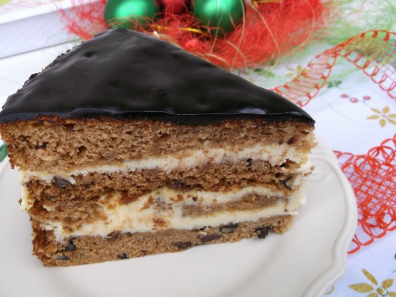 Świąteczny piernik z masą serową Świąteczny piernik z masą serową