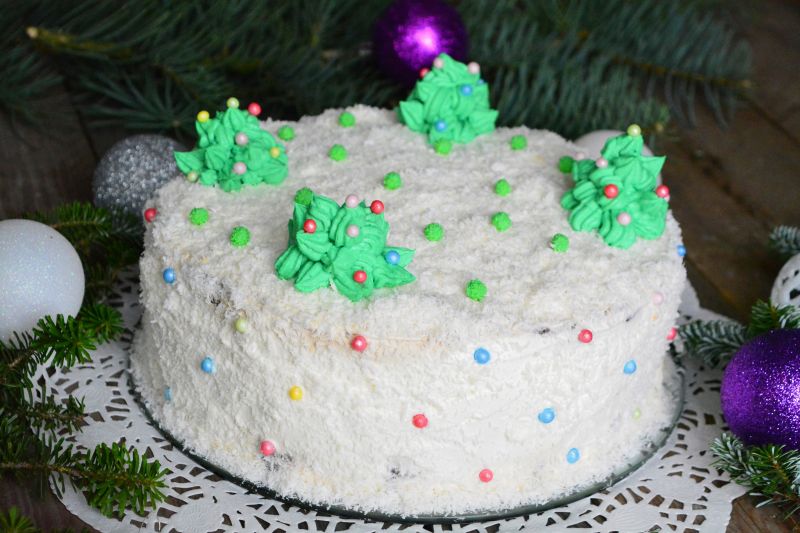 Świąteczny torcik makowy z brzoskwinią