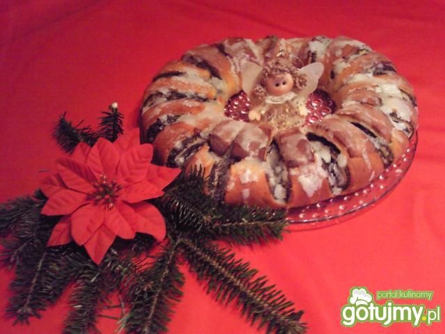 Świąteczny wieniec makowy Świąteczny wieniec makowy