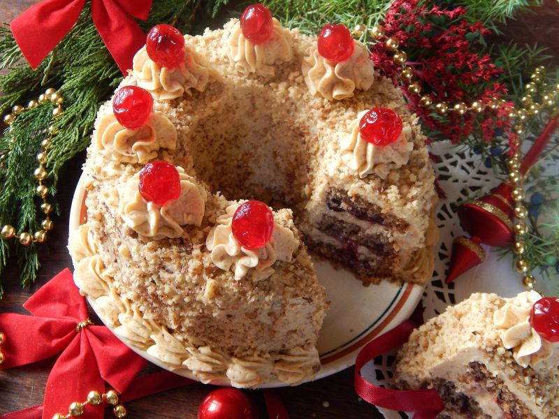 Świąteczny wieniec orzechowo-żurawinowy Świąteczny wieniec orzechowo-żurawinowy