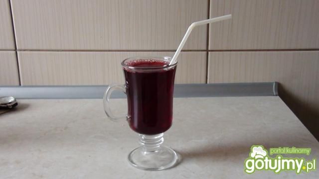 Świeży sok jabłkowo-aroniowy Świeży sok jabłkowo-aroniowy