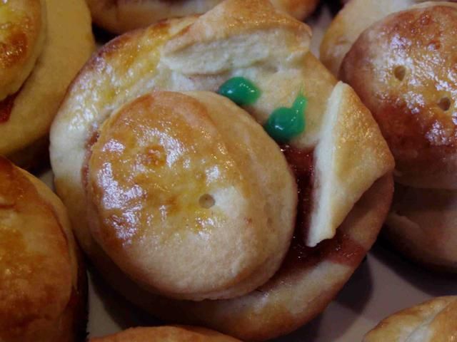 Świnka drożdżówka Świnka drożdżówka