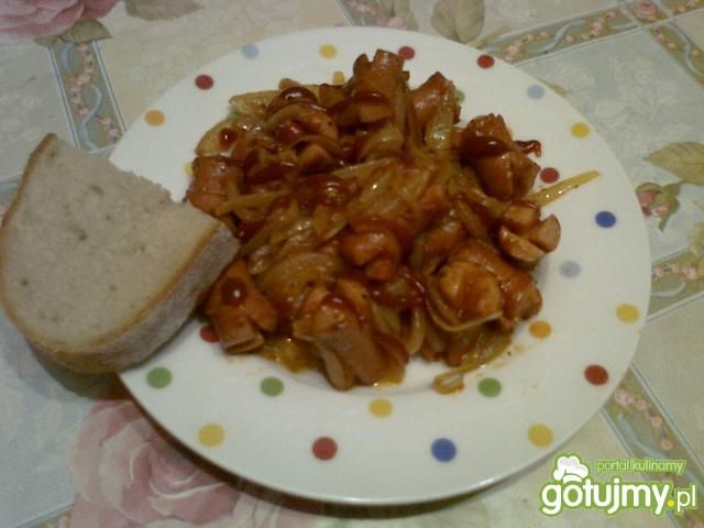 Świńskie ryjki z cebulą