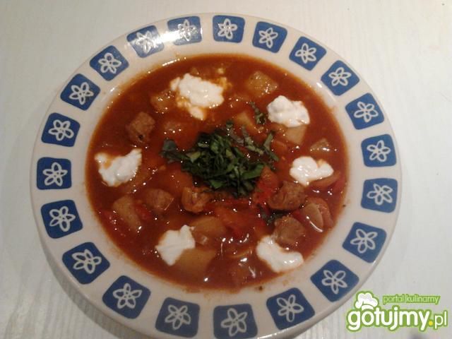 Sycąca zupa gulaszowa Sycąca zupa gulaszowa