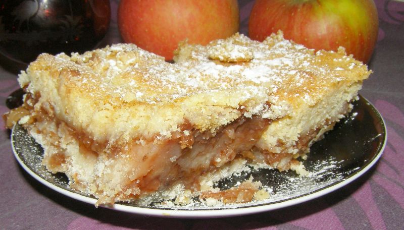 Sypana szarlotka jabłkowo-śliwkowa Sypana szarlotka jabłkowo-śliwkowa