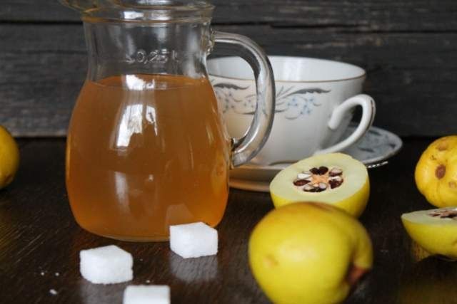 Syrop z pigwowca lub pigwy