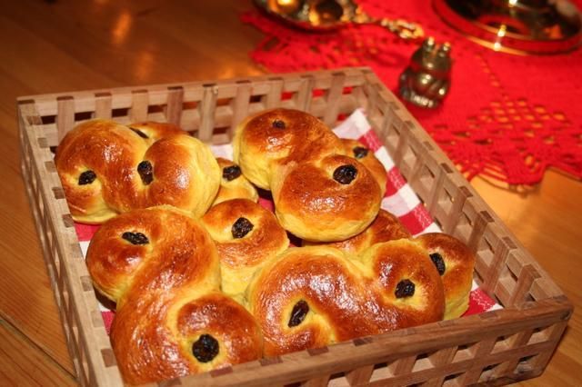 Szafranowe bułeczki - lussekatter Szafranowe bułeczki - lussekatter