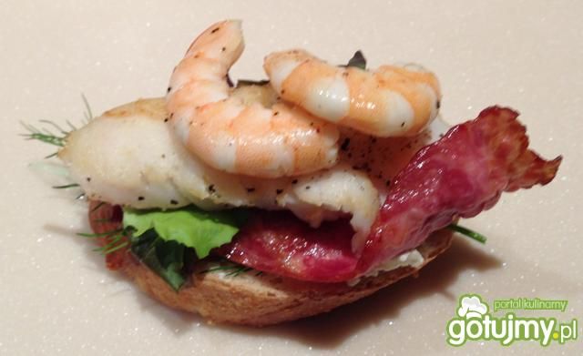 Szampańska kanapeczka z krewetką.... Szampańska kanapeczka z krewetką....