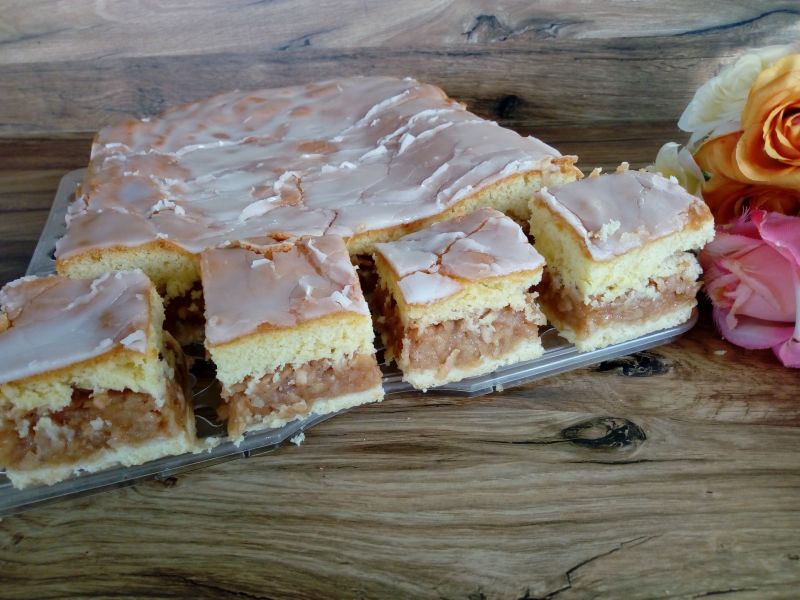 Szarlotka krucho - biszkoptowa Szarlotka krucho - biszkoptowa