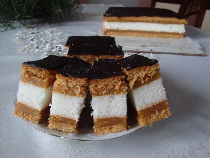 Szarlotka miodowa Szarlotka miodowa