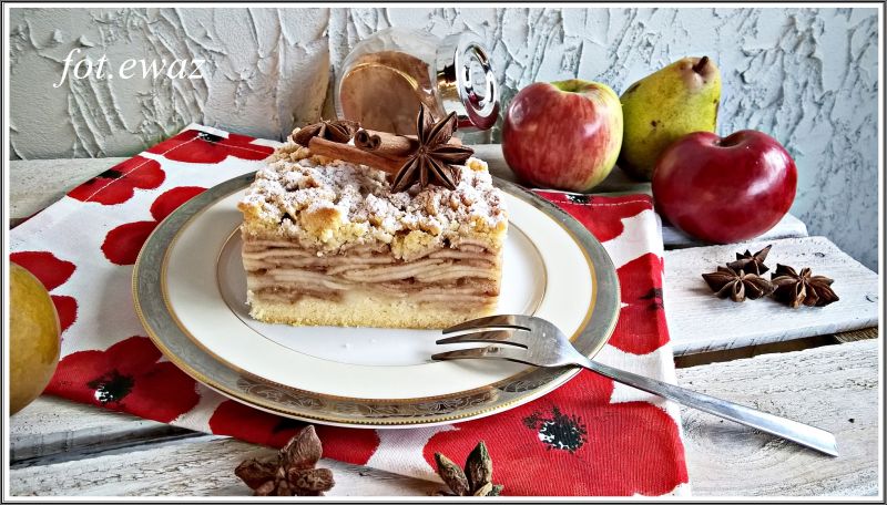 Szarlotka z gruszką Szarlotka z gruszką