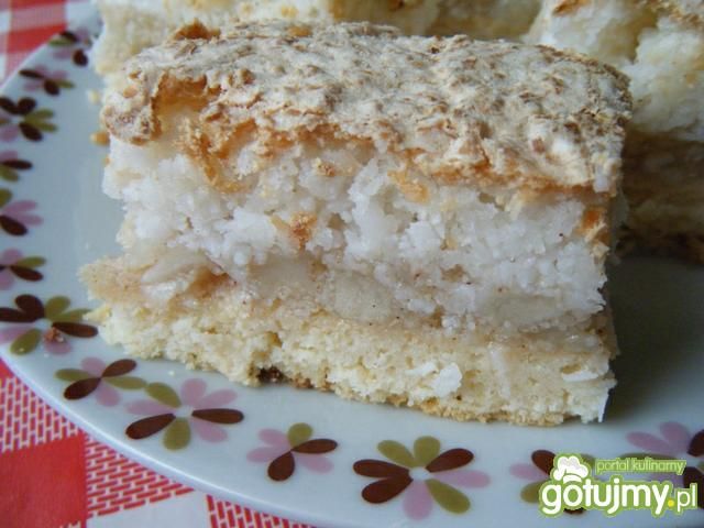 Szarlotka z jabłkami i kokosową bezą