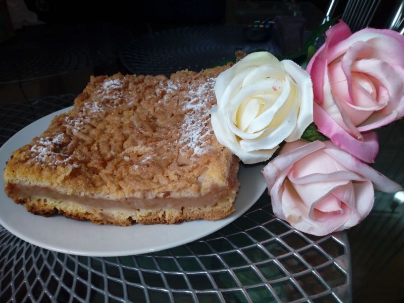 Szarlotka z jabłkami ze słoika