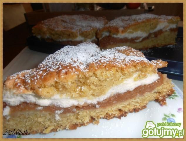 Szarlotka z pianką budyniową 