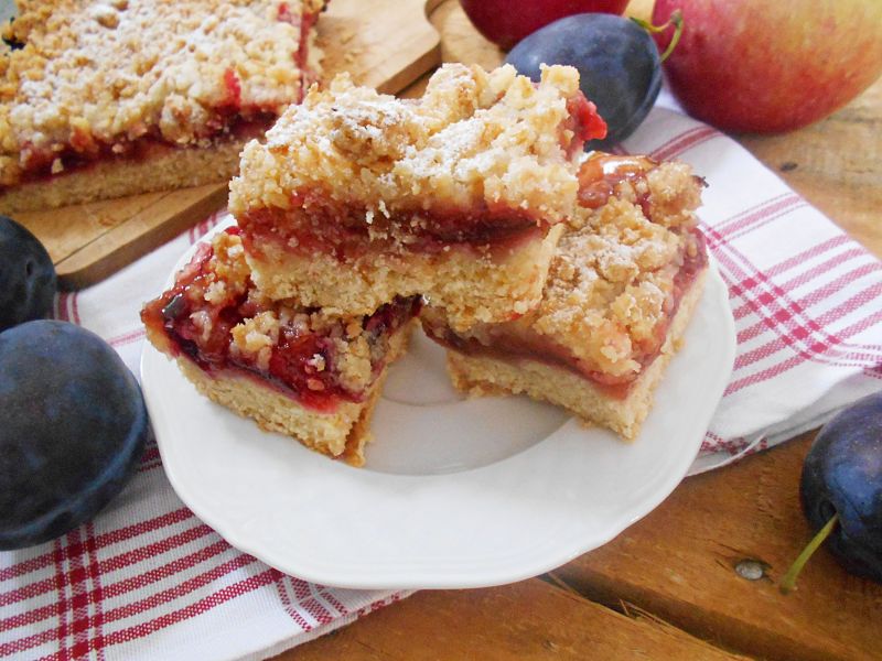 Szarlotka ze śliwkami Szarlotka ze śliwkami