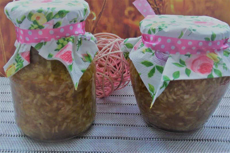 Szarlotkowe jabłka z cukinią do słoików Szarlotkowe jabłka z cukinią do słoików