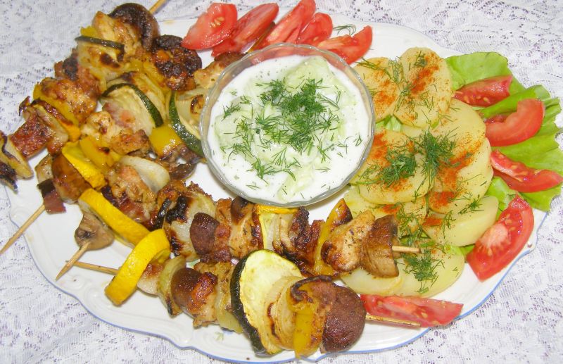 Szaszłyki drobiowe grillowane  Szaszłyki drobiowe grillowane