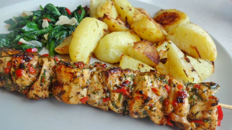 Szaszłyki drobiowe z chilli 