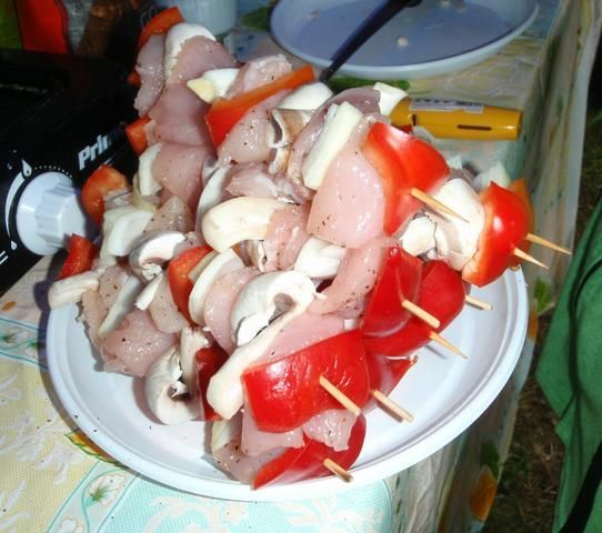 szaszłyki drobiowo-warzywne szaszłyki drobiowo-warzywne