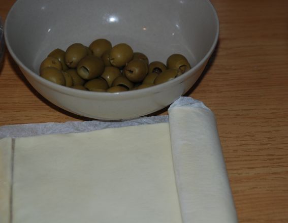 Szaszłyki francuskie z oliwkami