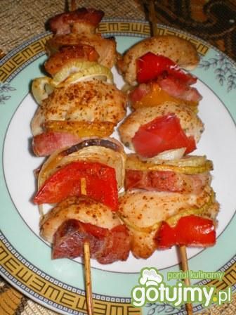 Szaszłyki z kurczaka i papryki Szaszłyki z kurczaka i papryki