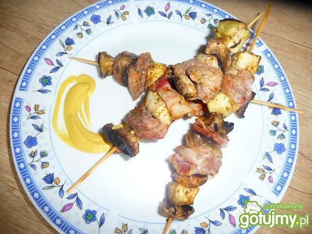 Szaszłyki z oranżadową polędwicą Szaszłyki z oranżadową polędwicą