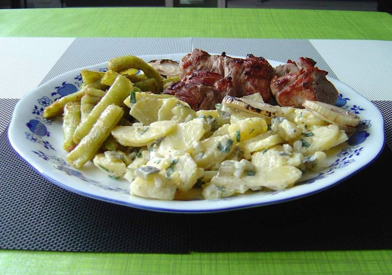 Szaszłyki z polędwiczek wieprzowych z grill Szaszłyki z polędwiczek wieprzowych z grill