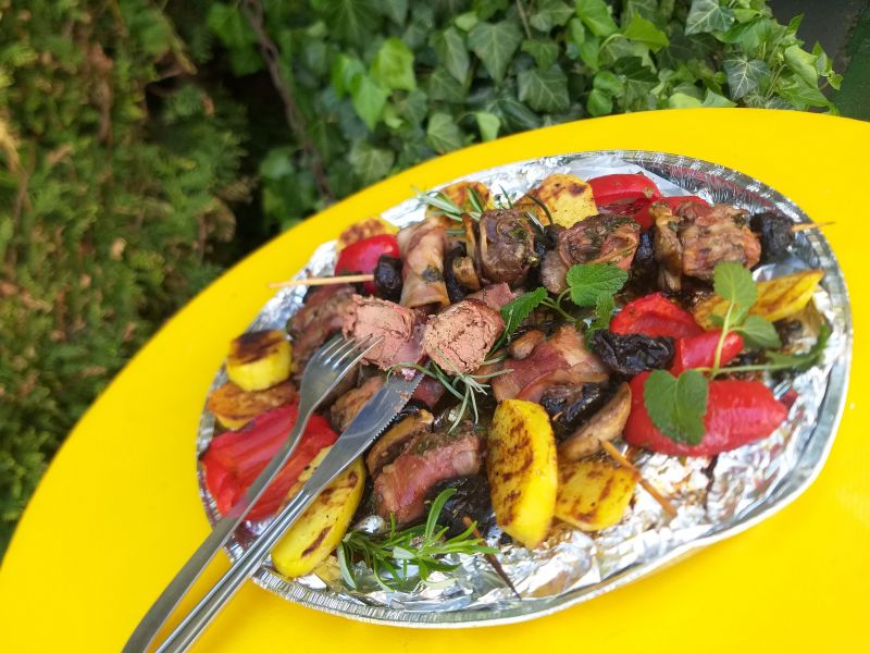 Szaszłyki z wątróbek drobiowych indyczych